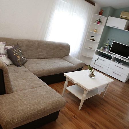 Apartment Leonora Vodice Eksteriør bilde