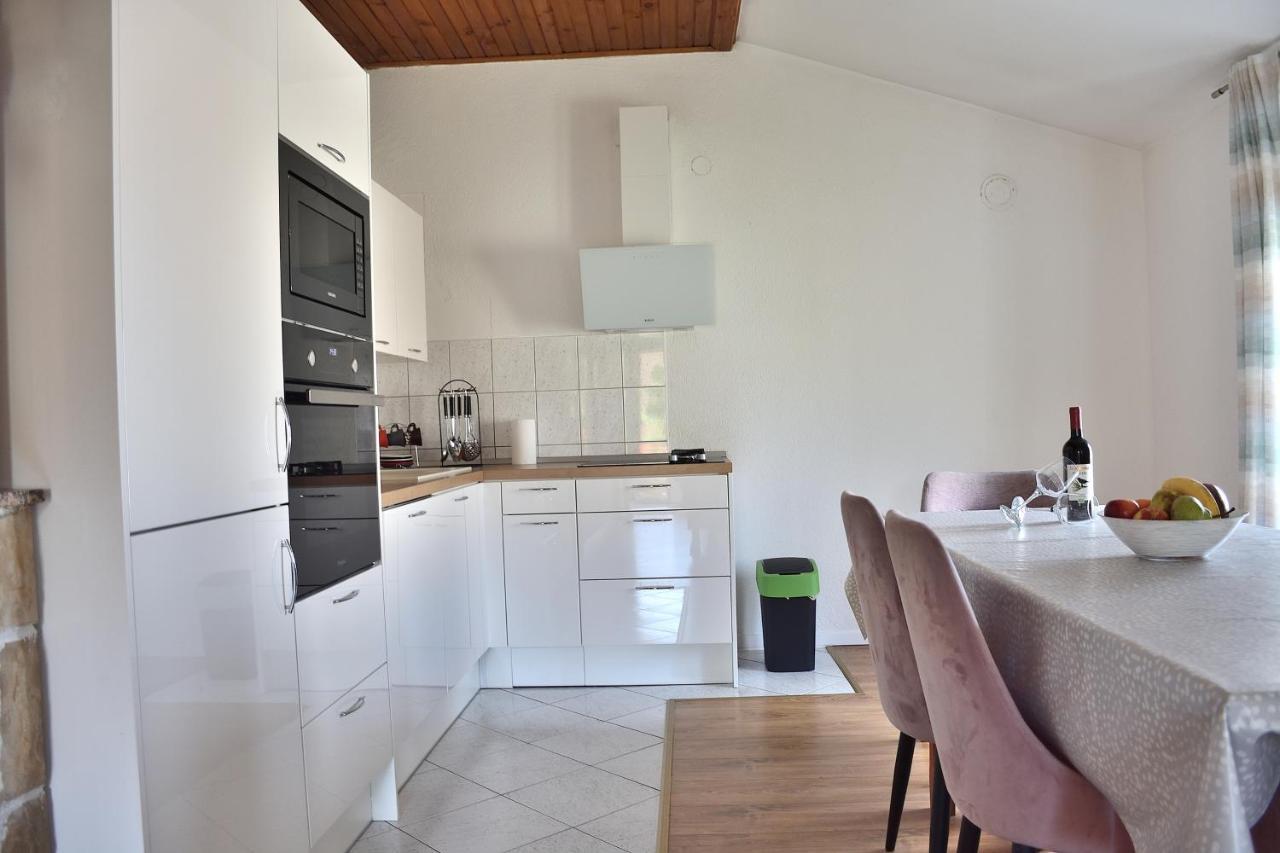 Apartment Leonora Vodice Eksteriør bilde