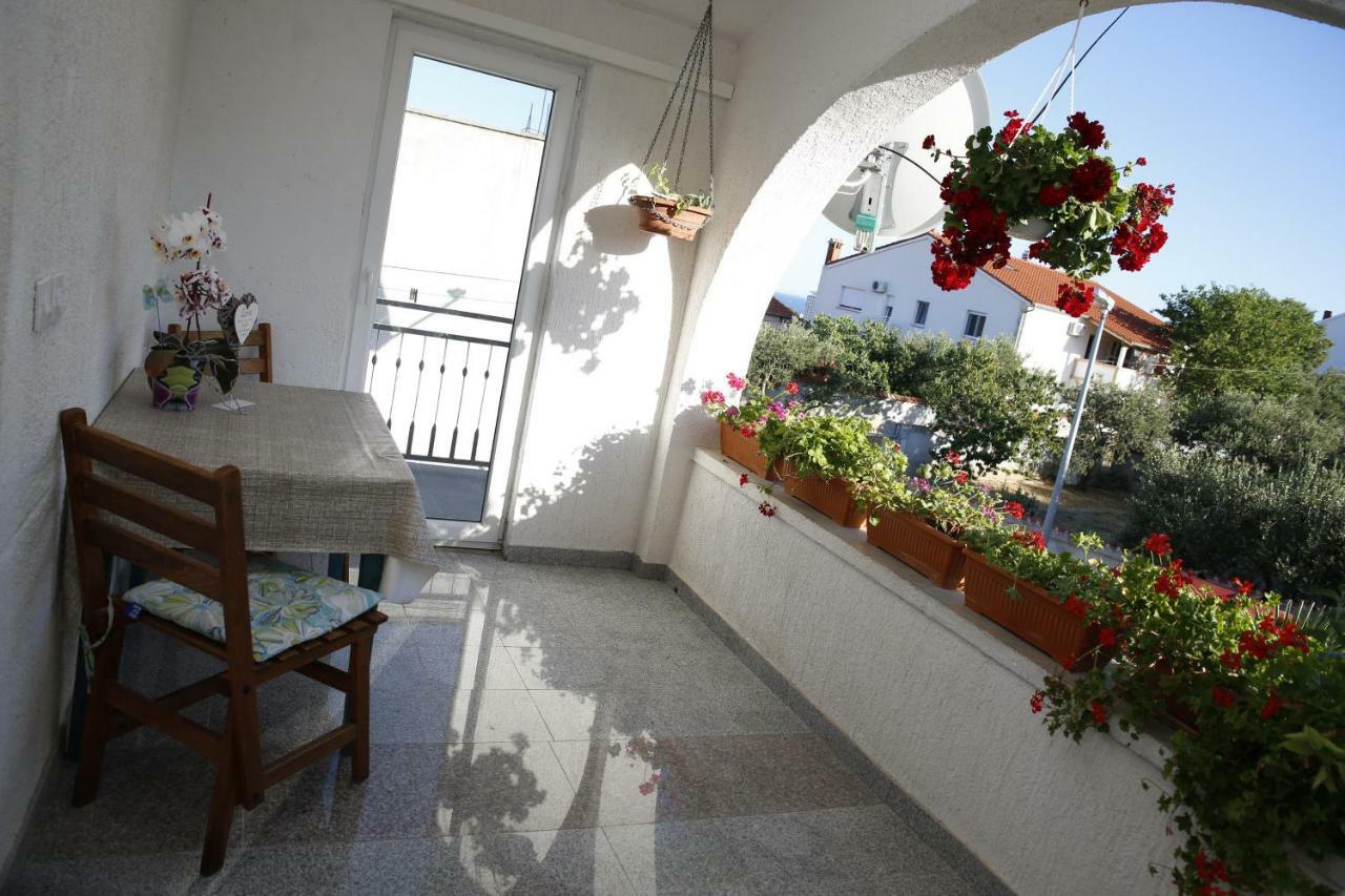 Apartment Leonora Vodice Eksteriør bilde