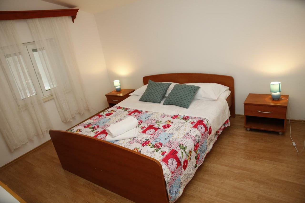 Apartment Leonora Vodice Eksteriør bilde